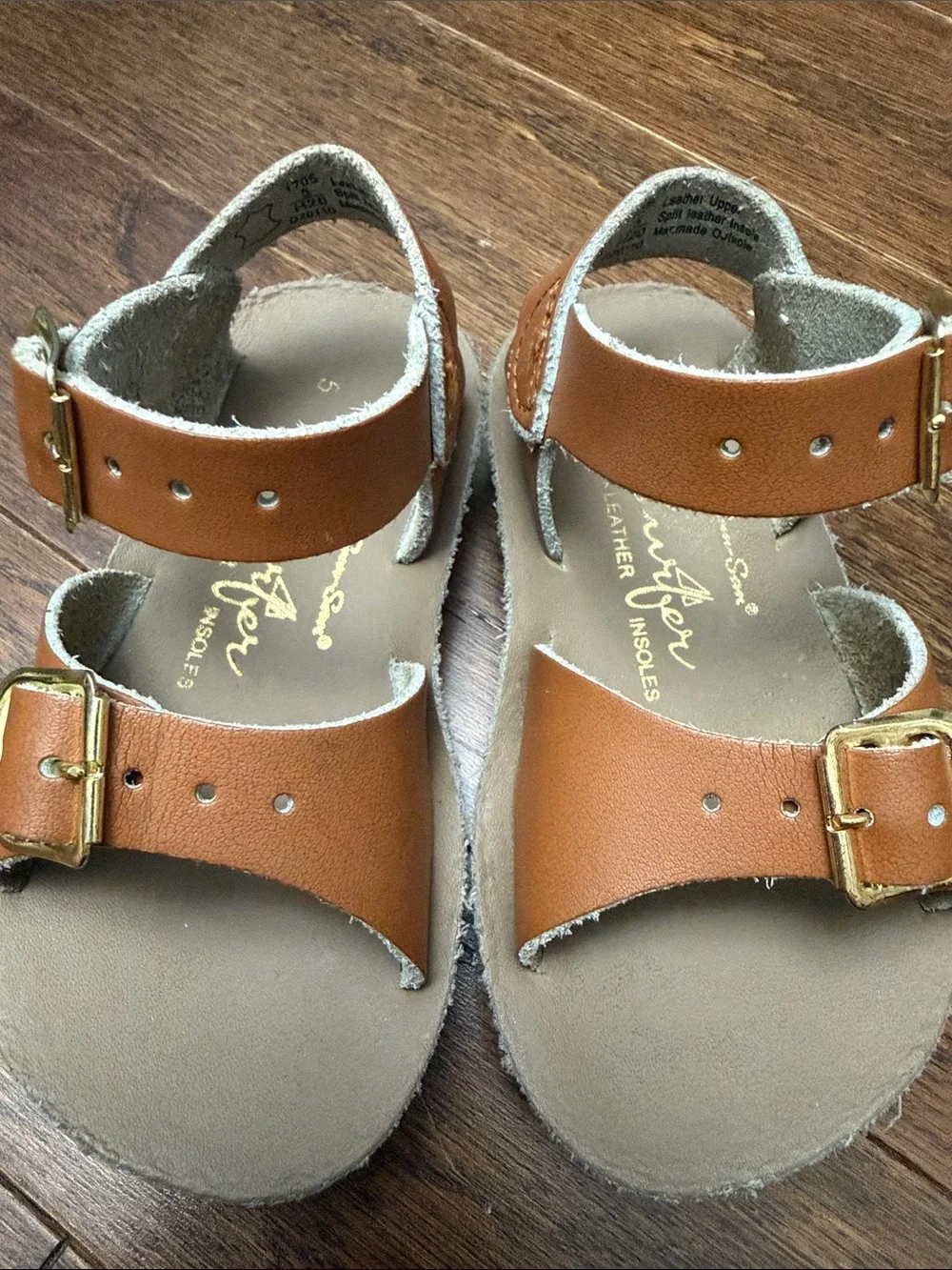 Saltwater Sun- San Sea Wee sandal- like new- Toddler 5